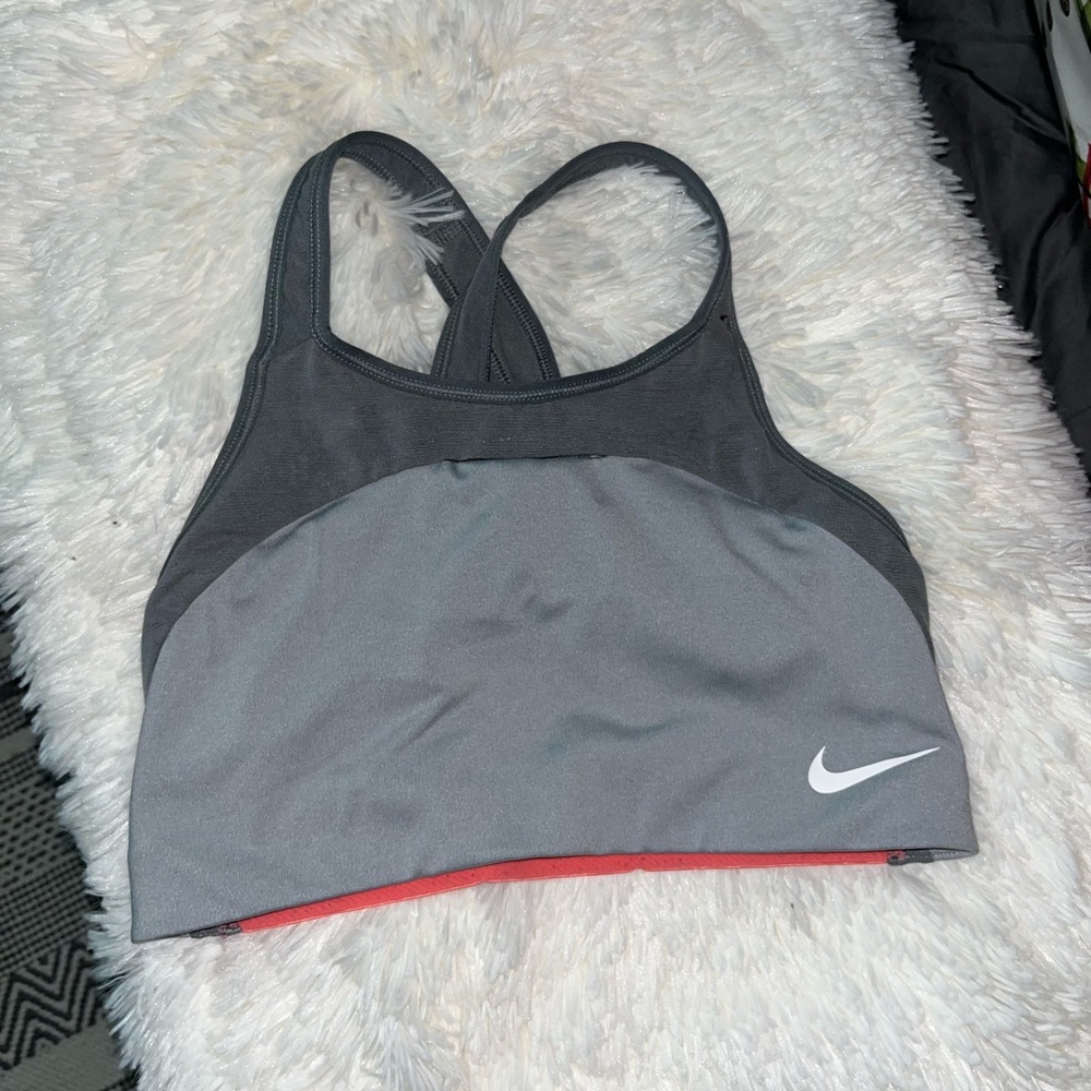 nike sports bra